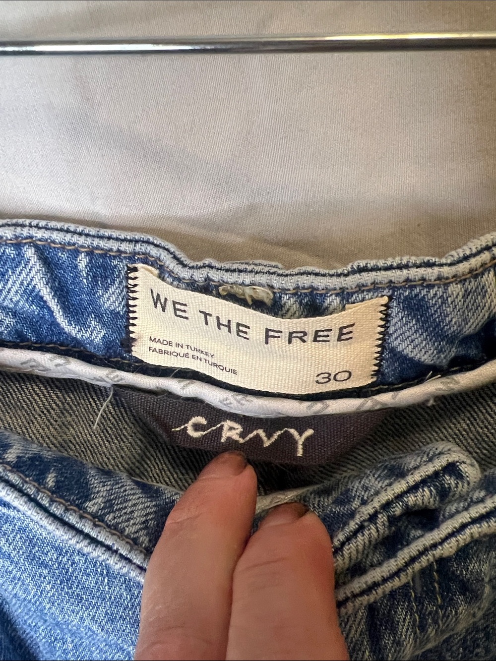 We The Free Antonio Culotte Jeans Size 30 with 1 Flaw! - Picture 3 of 15